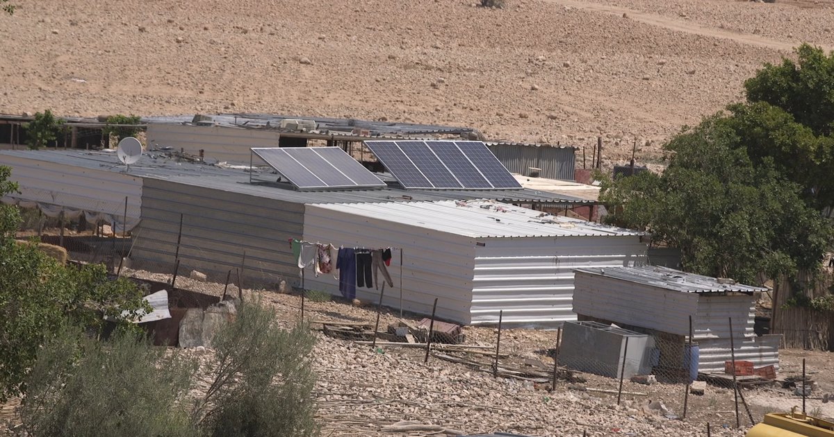 Empowering women as sustainable energy leaders in Palestine - Open Democracy