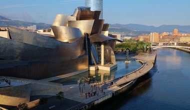 Bilbao Guggenheim.jpg