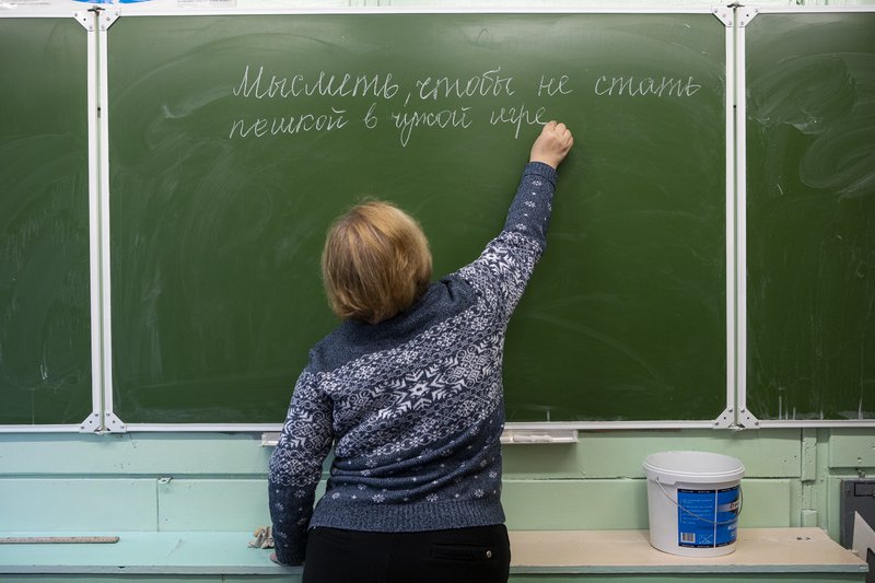 What it means to be a teacher in protest-struck Belarus | openDemocracy