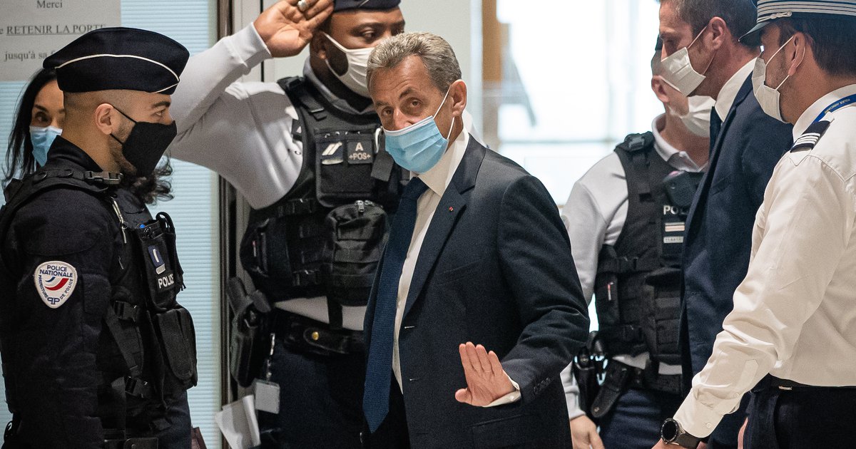 La décision de Sarkozy est la dernière de la longue histoire de corruption de la France