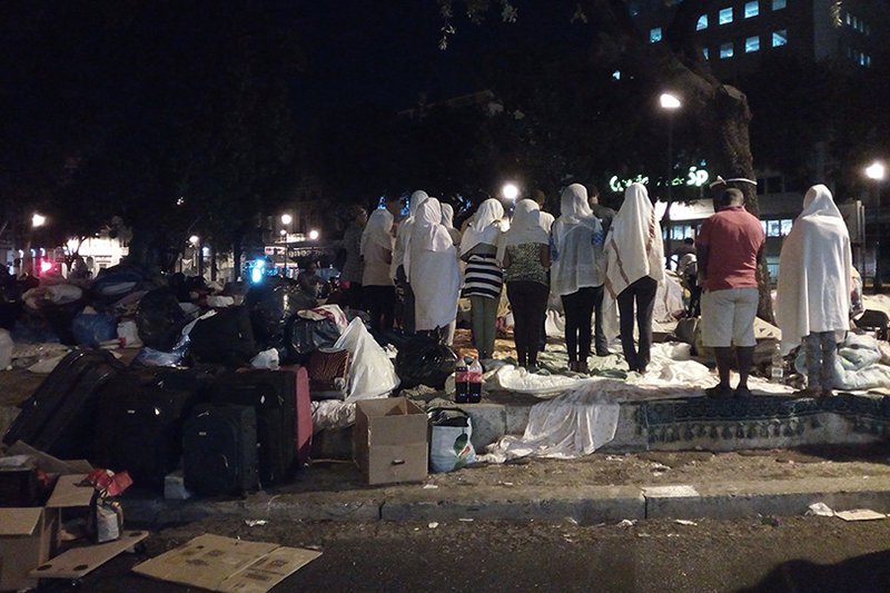 Pic_Rome, Aug. 2017_The night prayer after the eviction_credits A. Massa.jpg