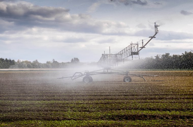 Crop irrigation; Berkshire, England, 2017